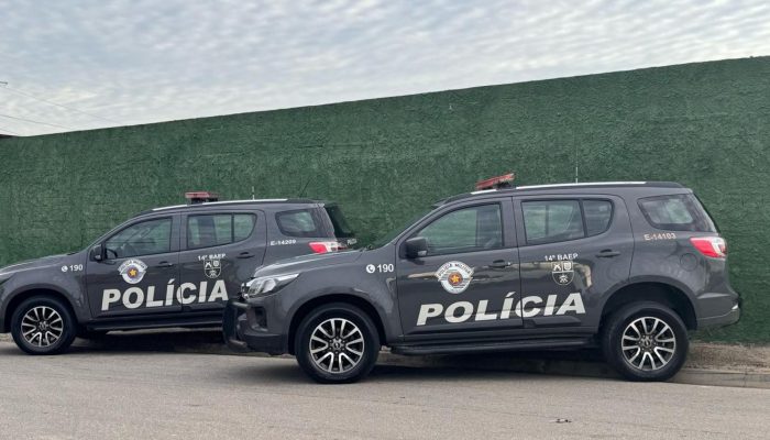 Polícia