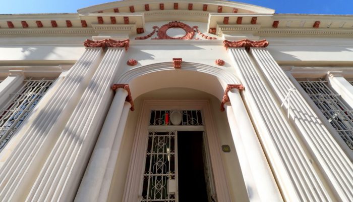 biblioteca (1)